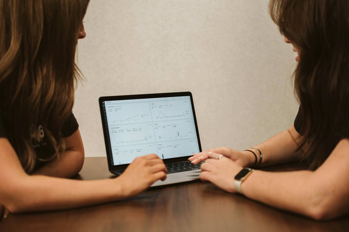 How to Launch a Profitable Side Hustle Using Online Tutoring Platforms (Even If You’re Broke)