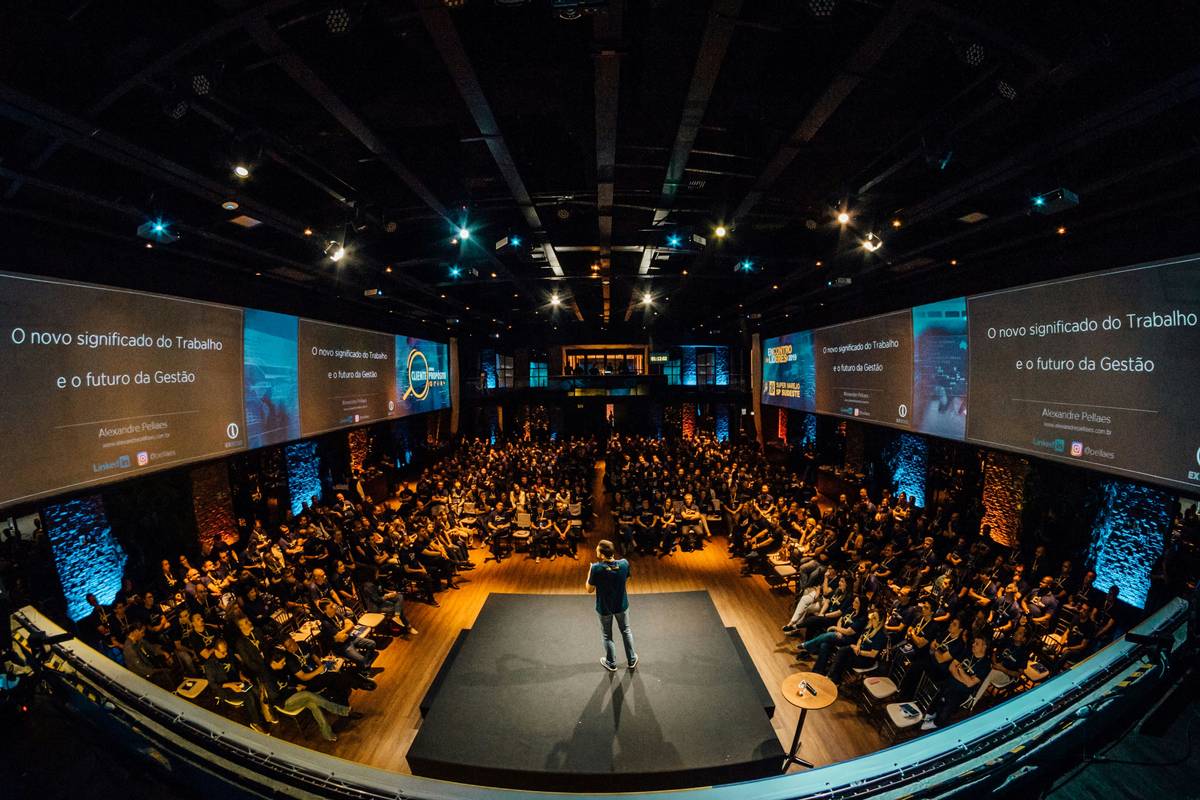 Keynote speaker at wealth and opportunity entrepreneurship summit revealing market gap frameworks
