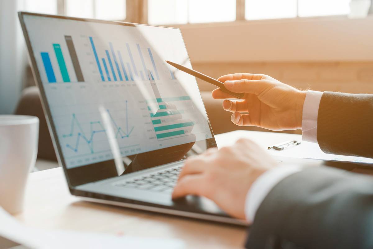 Wealth entrepreneurship financial literacy illustrated as a ladder connecting money knowledge to business growth